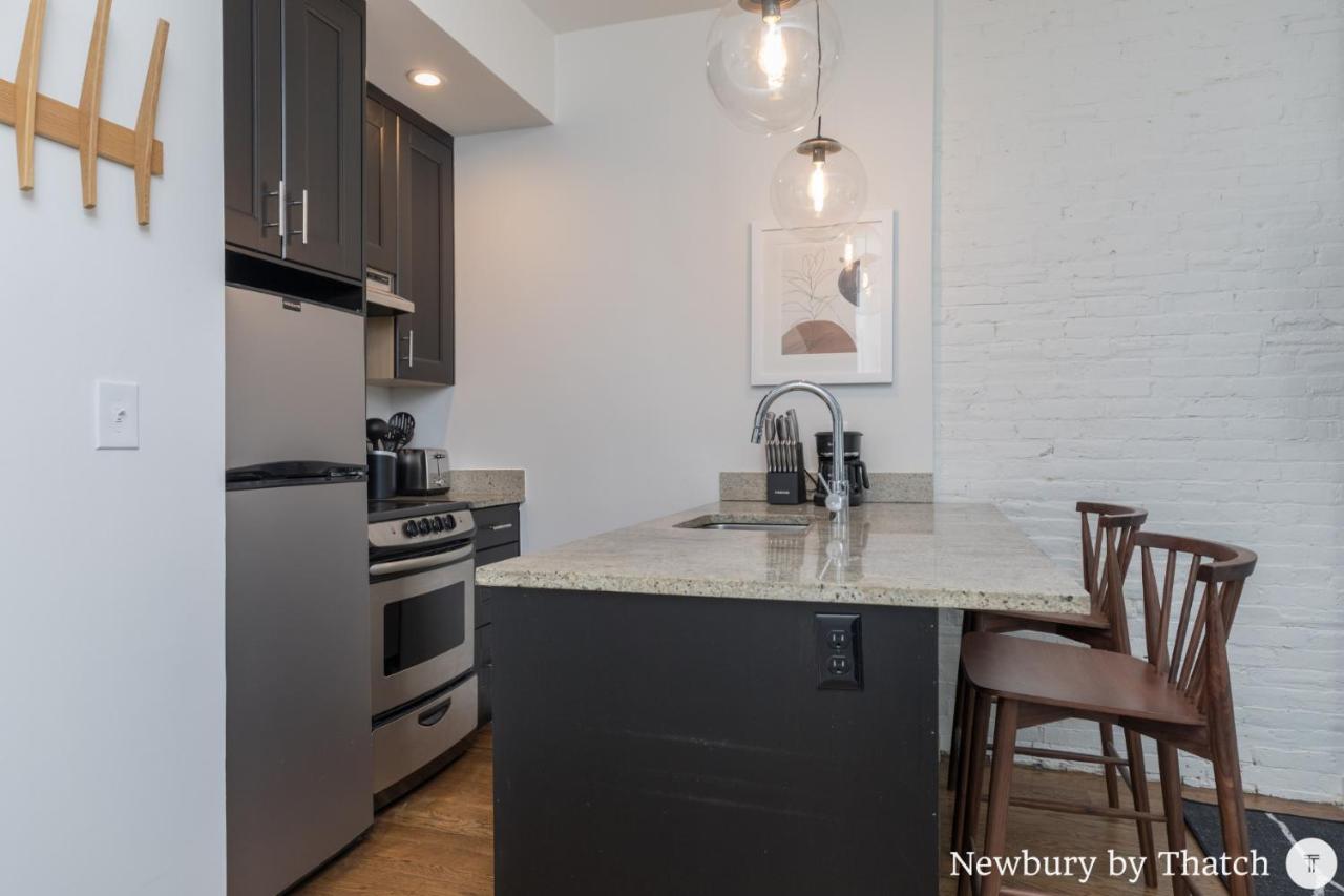 304 Newbury Street By Thatch Бостон Экстерьер фото