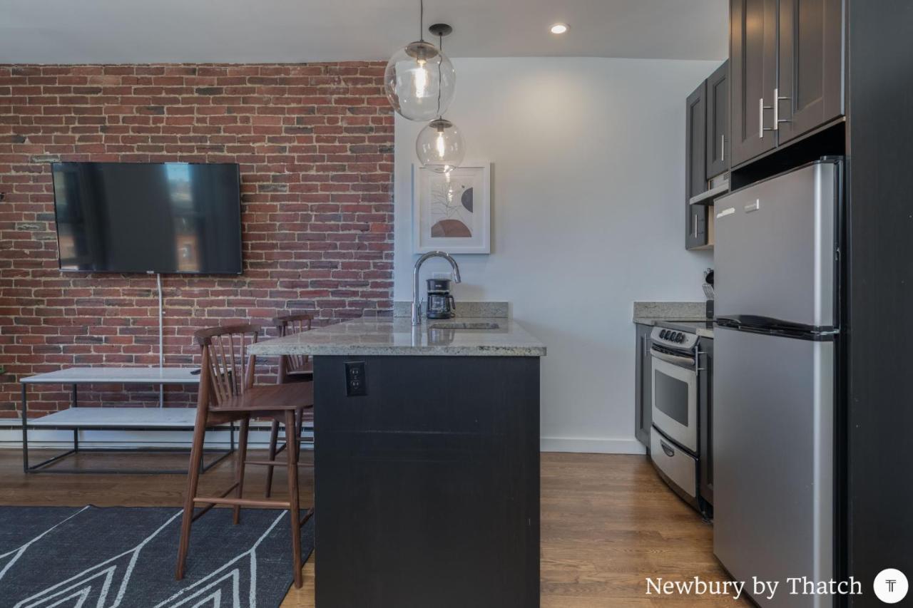 304 Newbury Street By Thatch Бостон Экстерьер фото